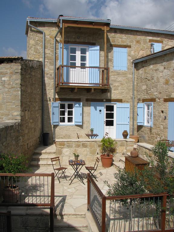 Dolphin Guest House&Studios Tochni Exterior foto