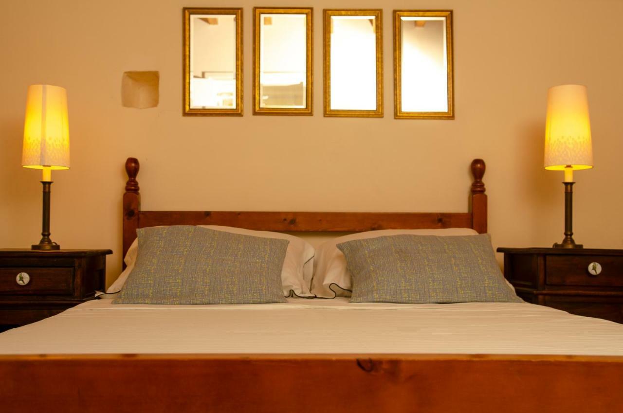 Dolphin Guest House&Studios Tochni Exterior foto