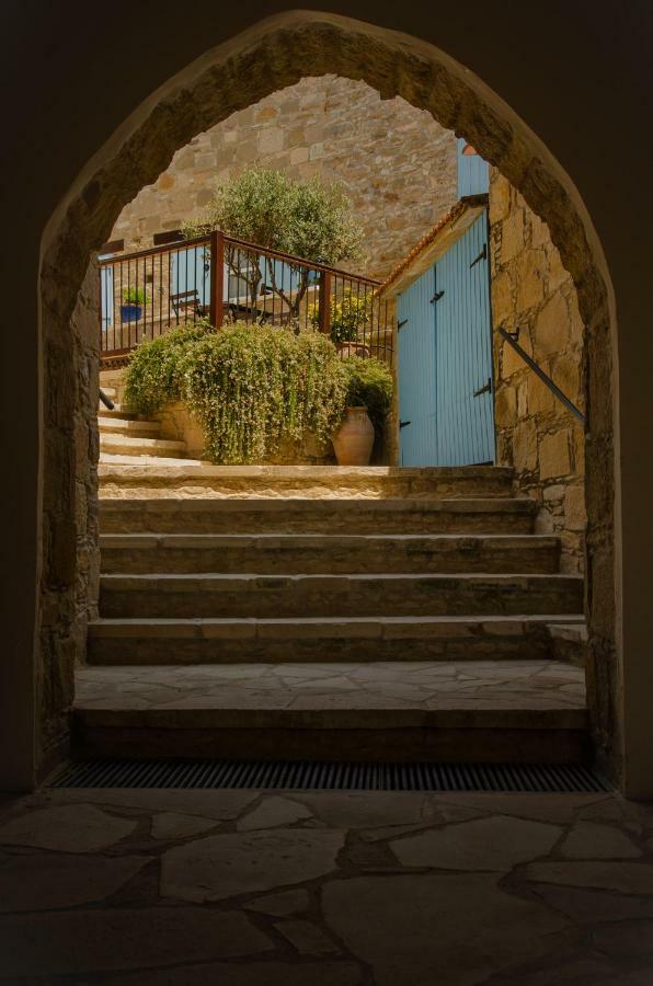 Dolphin Guest House&Studios Tochni Exterior foto